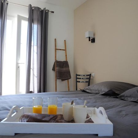 Villas Des Phares ลาฟร็อตต์ ภายนอก รูปภาพ