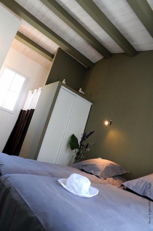 Villas Des Phares ลาฟร็อตต์ ภายนอก รูปภาพ